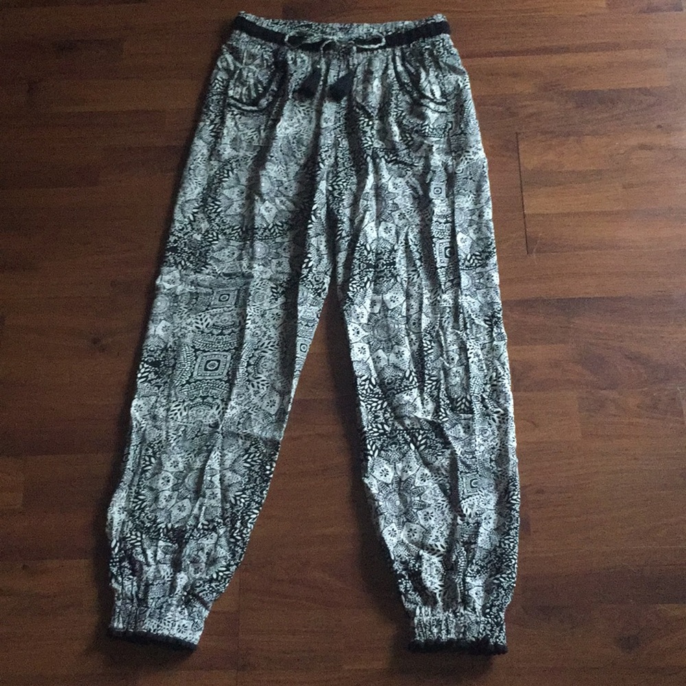 Boho Knox Rose Joggers